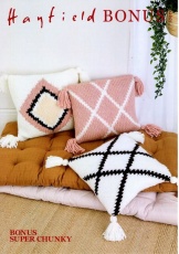 Knitting Pattern - Hayfield 10617 - Bonus Super Chunky - Cushion Covers